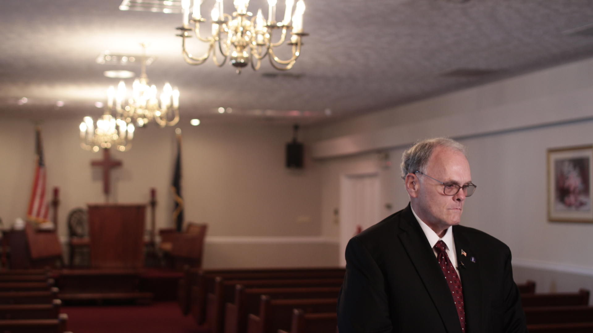 Jay Steele er bedemand og retsmediciner i Pineville, Kentucky. Hver fjerde dødsfald i byen er en overdosis.